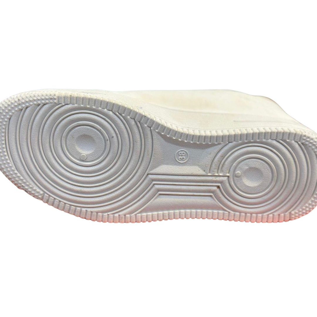 White casual sneakers for women