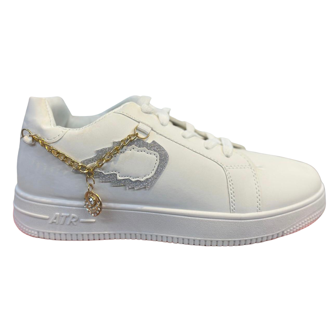 White casual sneakers for women